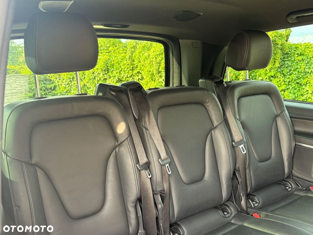 Mercedes-Benz Klasa V 300 d lang 9G-TRONIC Avantgarde Edition Edition 19 - 16