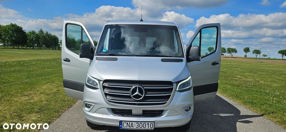 Mercedes-Benz Sprinter - 9