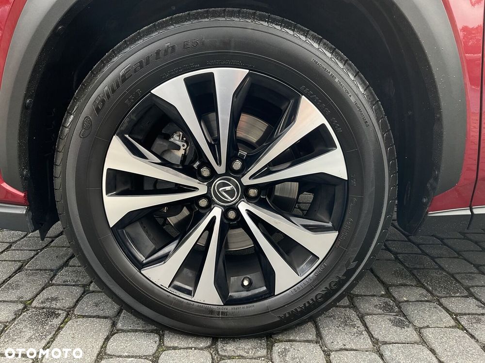 Lexus NX 300 F Impression AWD - 33