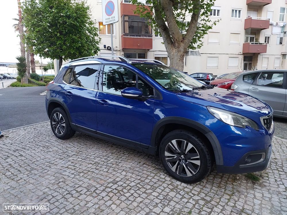 Peugeot 2008 BlueHDi 100 Allure - 2