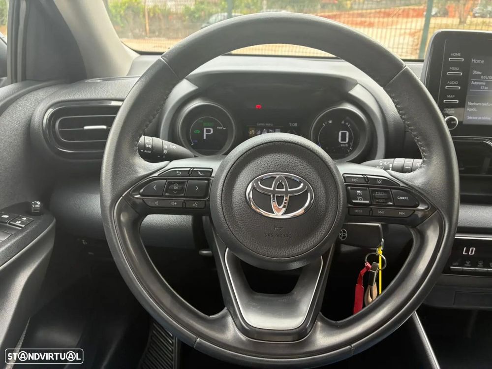 Toyota Yaris - 12