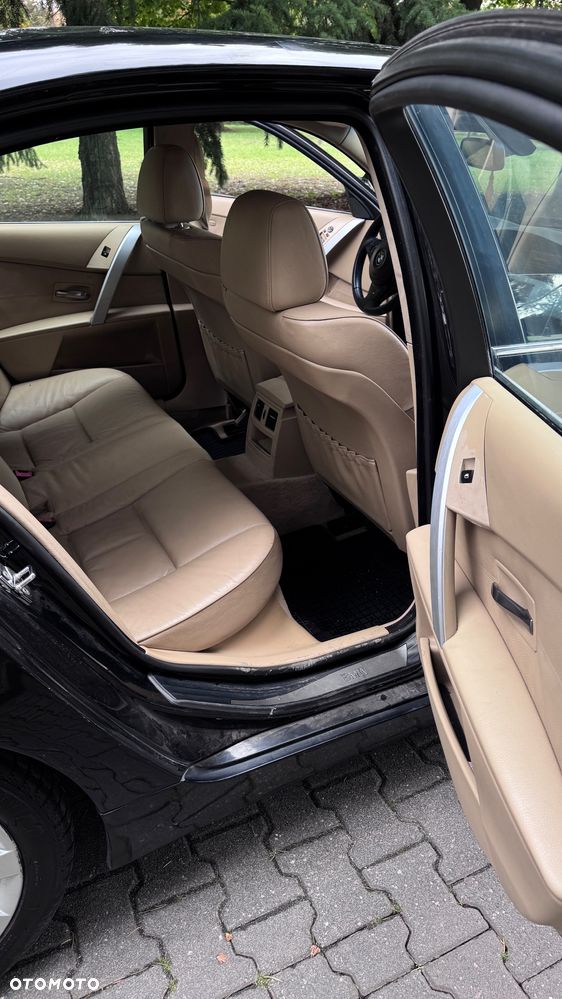 BMW Seria 5 - 8