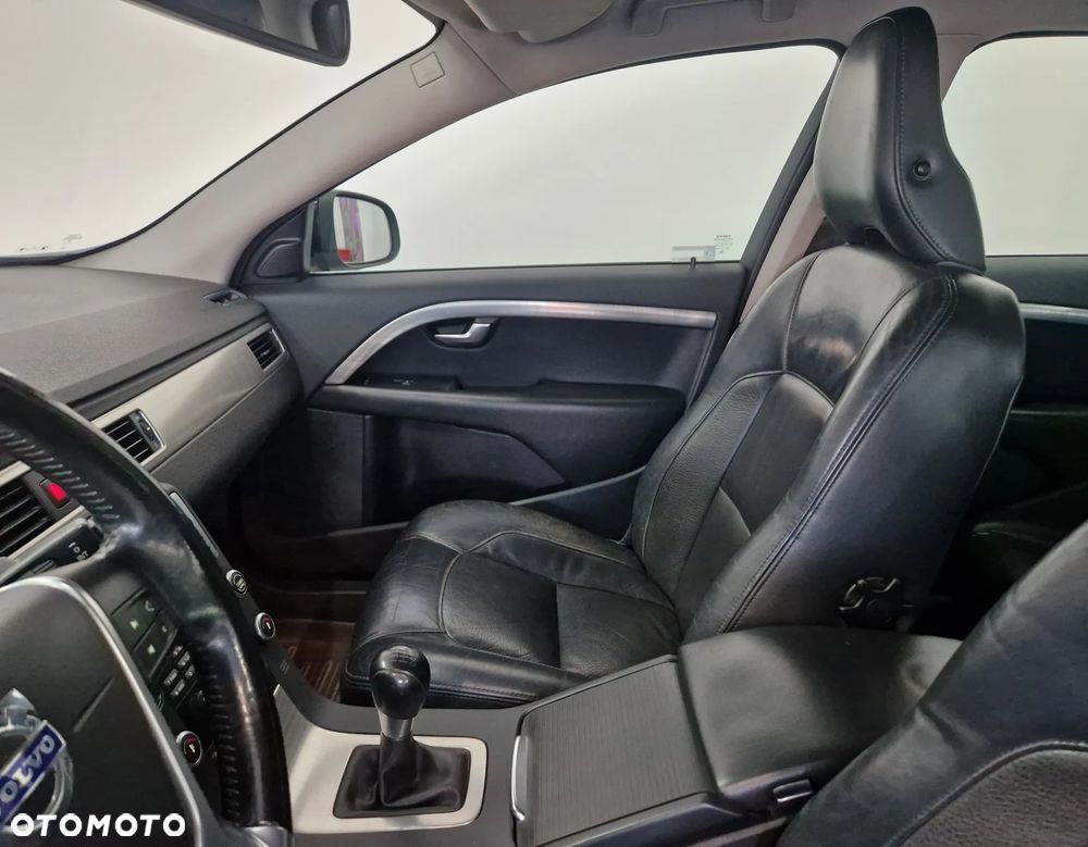 Volvo V70 2.5T Summum - 24