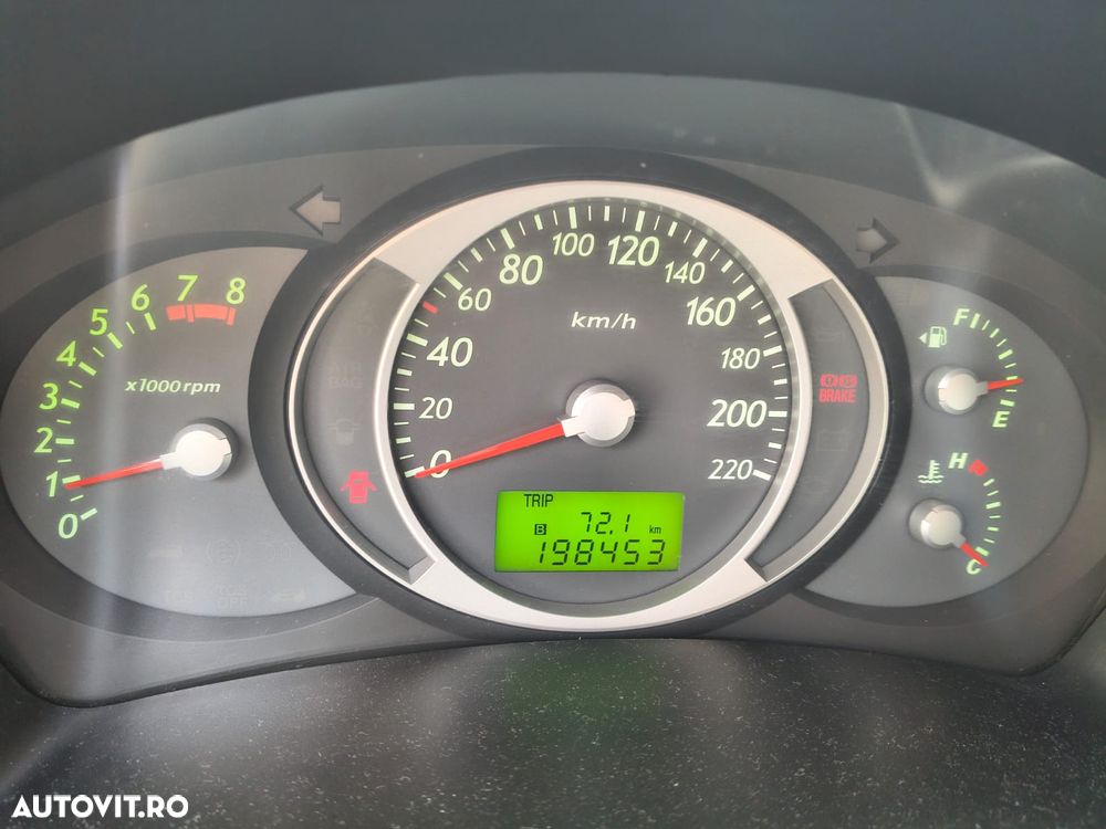 Hyundai Tucson 2.0 DOHC 2WD - 6