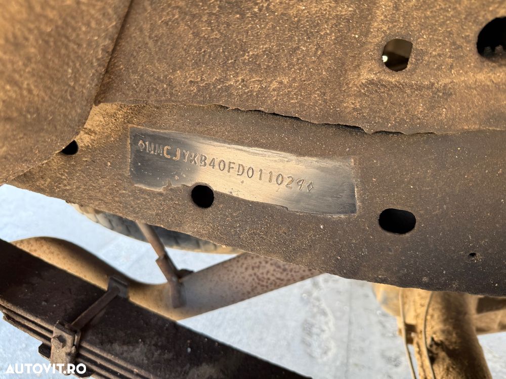 Mitsubishi L200 - 7