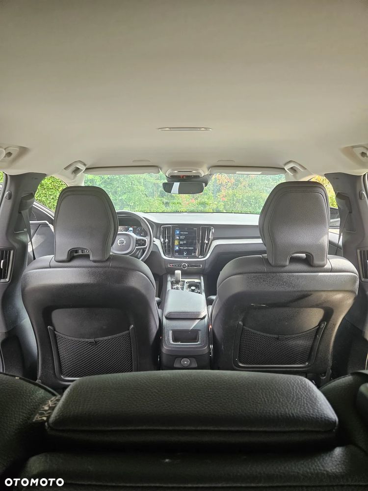 Volvo V60 Cross Country Pro B5 B AWD - 14