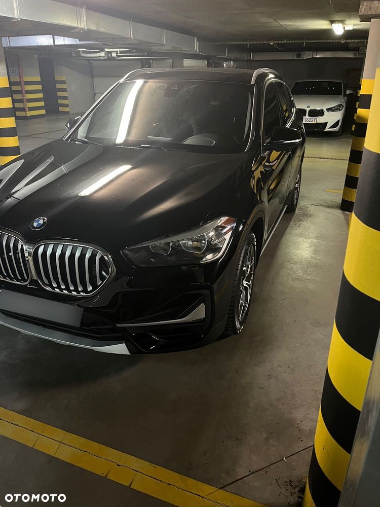 BMW X1 xDrive25i Sport Line - 3