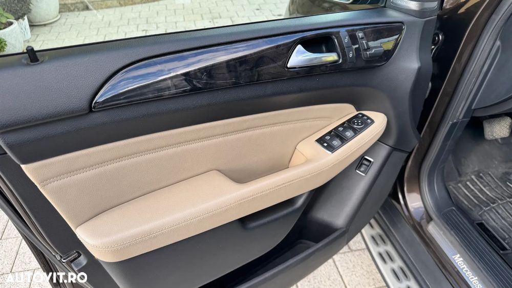 Mercedes-Benz ML 350 BlueTec 4MATIC Aut - 13