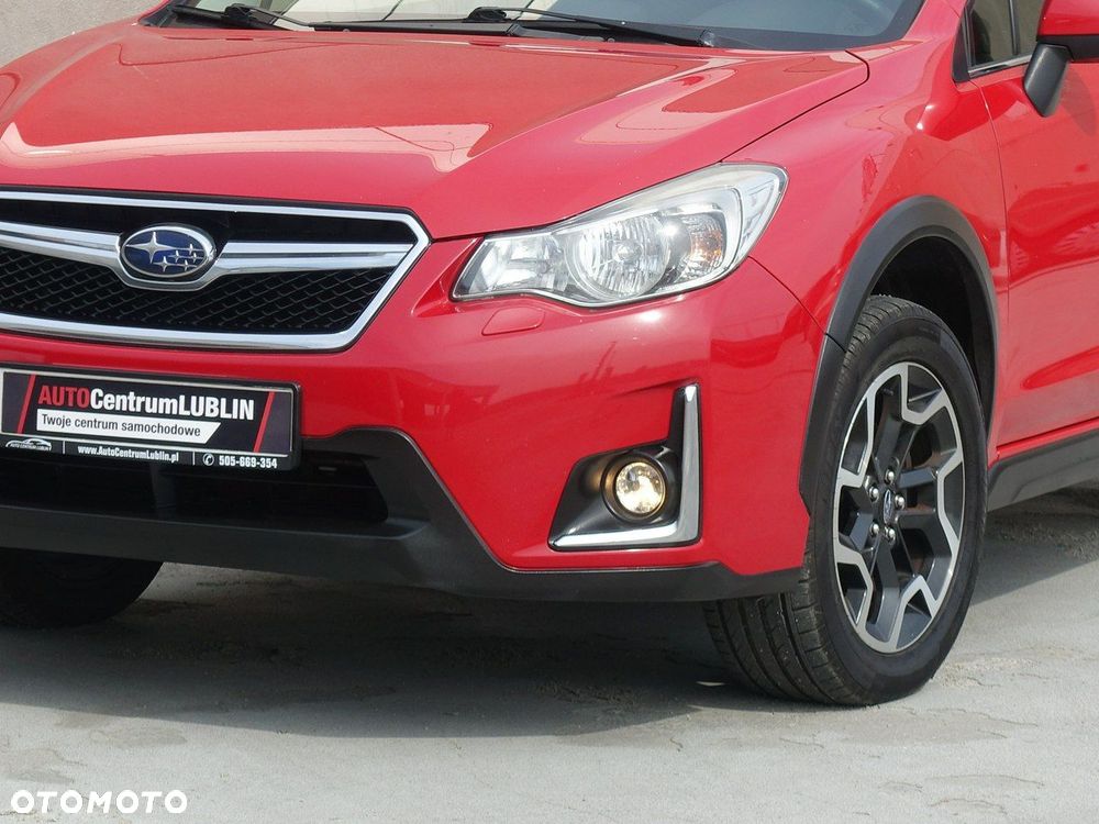Subaru XV 2.0i Lineartronic Edition Pure Red - 7