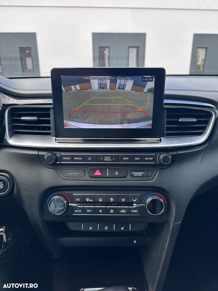 Kia Pro Ceed 1.6 DSL MHEV 7DCT HP GT Line - 10