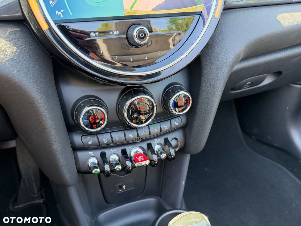 MINI Cooper John Works Trim - 17