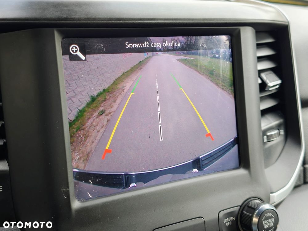 RAM 1500 5.7 Crew Cab Bighorn - 19