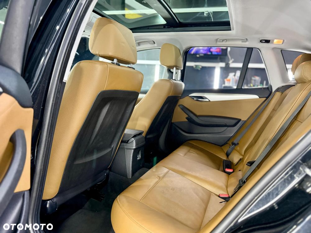 BMW X1 - 13