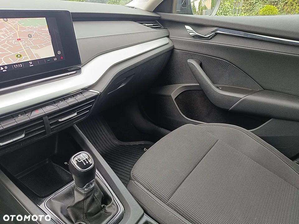 Skoda Octavia 1.5 TSI ACT Ambition - 27