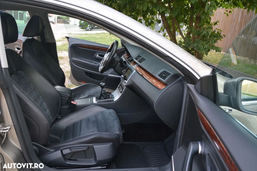 Volkswagen Passat CC 2.0 TDI Individual - 16