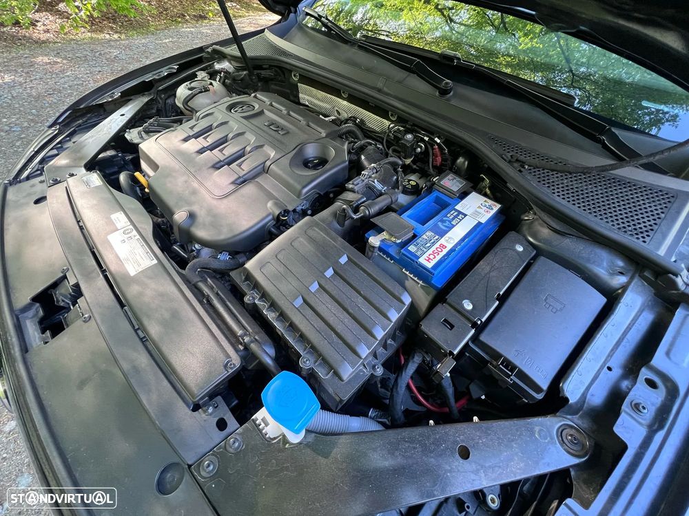 VW Passat 1.6 TDI Confortline - 13