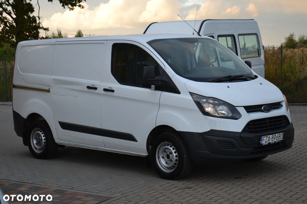 Ford Transit Custom - 8