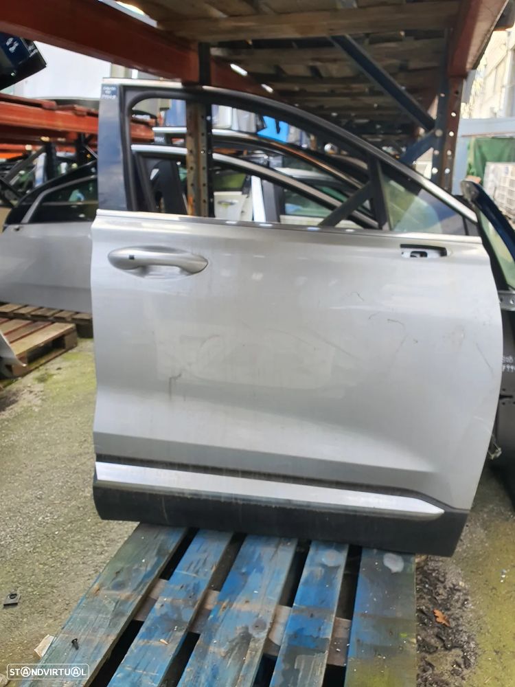 PORTA FRENTE DIREITA HYUNDAI SANTA FÉ - 1