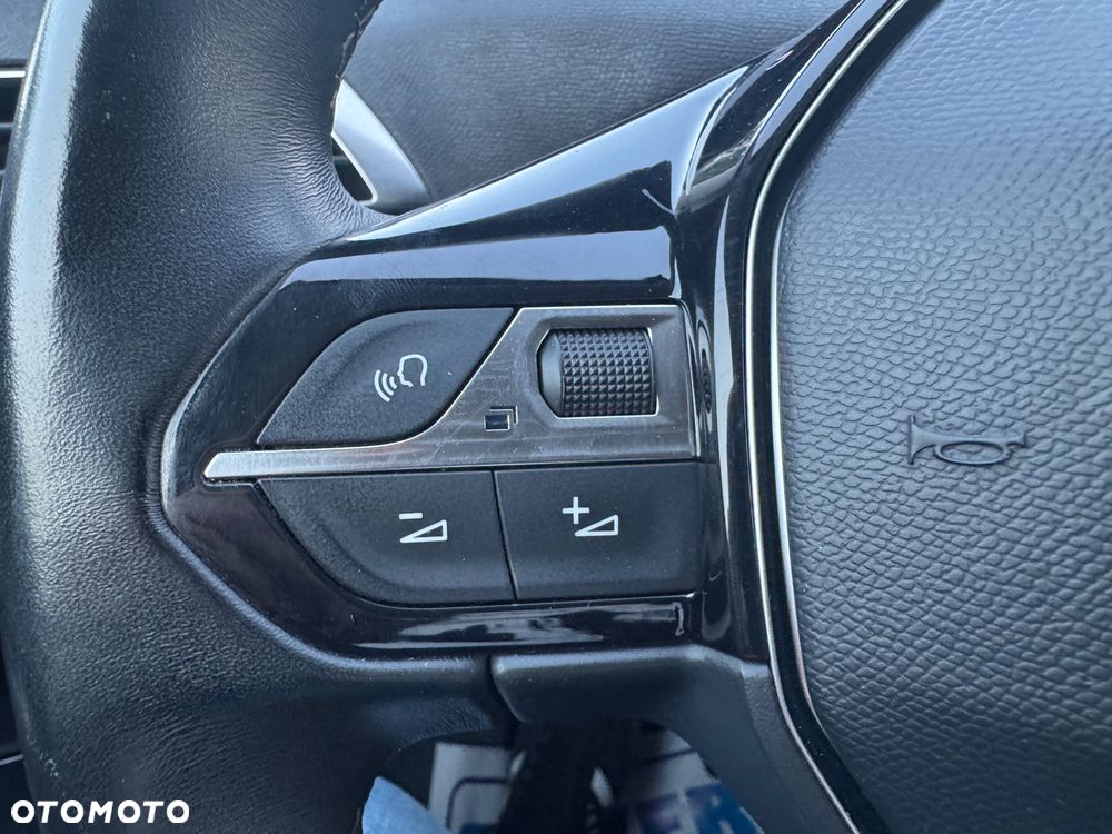 Peugeot 3008 PureTech 130 Stop & Start GPF Active Pack - 15