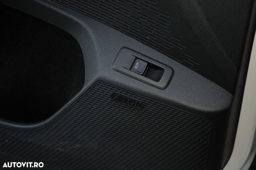 Skoda Octavia 2.0 TDI DSG Tour - 15