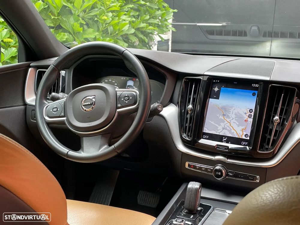 Volvo XC 90 2.0 T8 PHEV Momentum AWD - 6