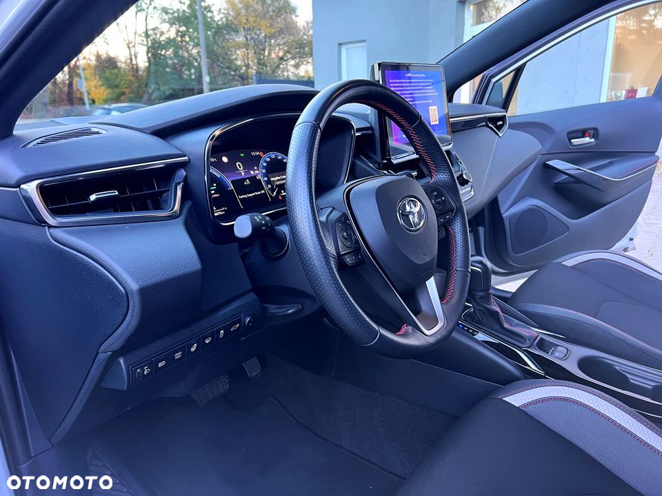 Toyota Corolla 1.8 Hybrid GR Sport Dynamic - 9