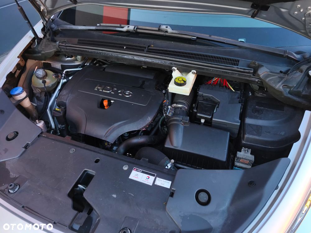 Citroën DS5 HDi 165 Business - 28