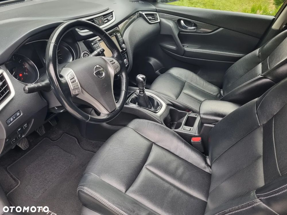 Nissan X-Trail 1.6 DIG-T Visia 2WD - 25