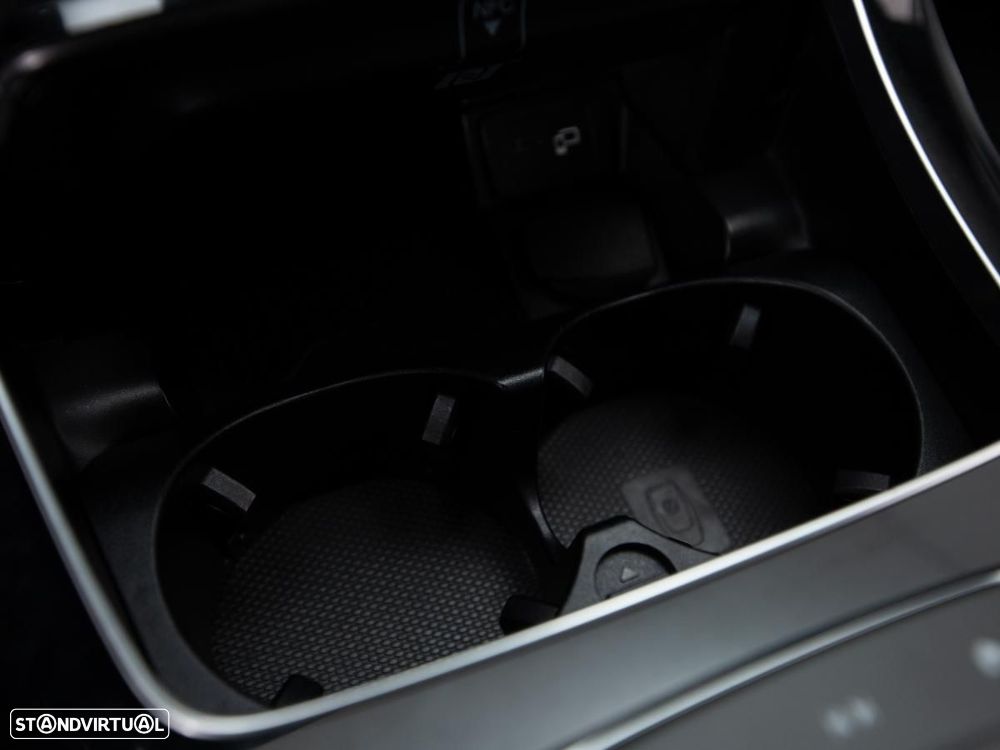 Mercedes-Benz E 300 de 9G-TRONIC Exclusive - 24