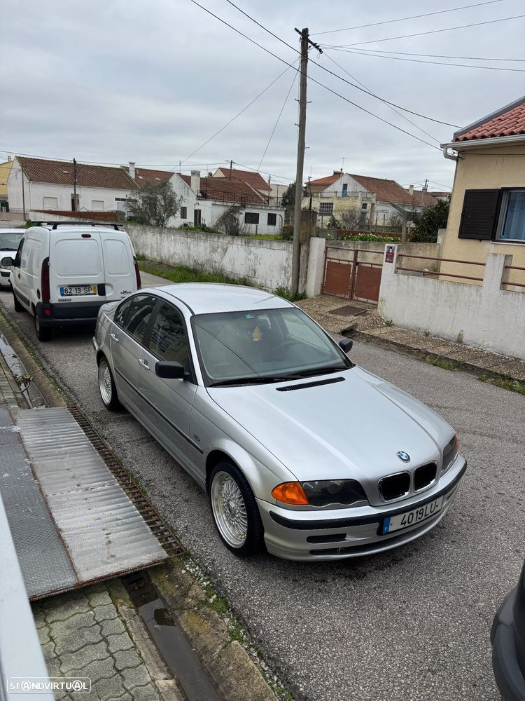 BMW 320 d - 1
