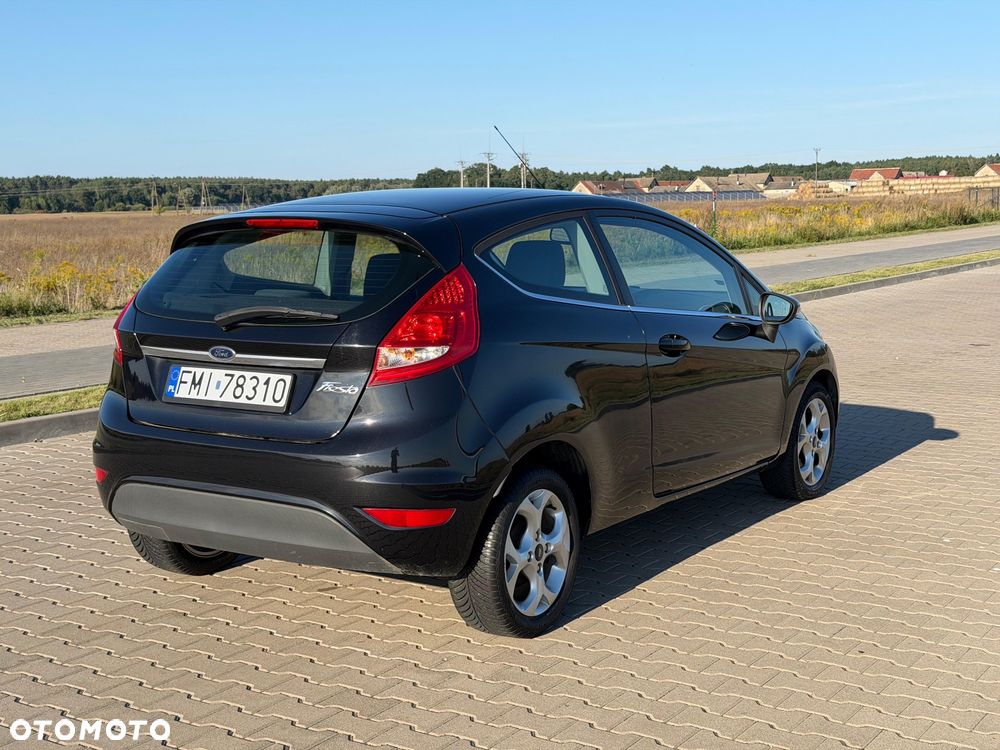 Ford Fiesta 1.4 Titanium - 8