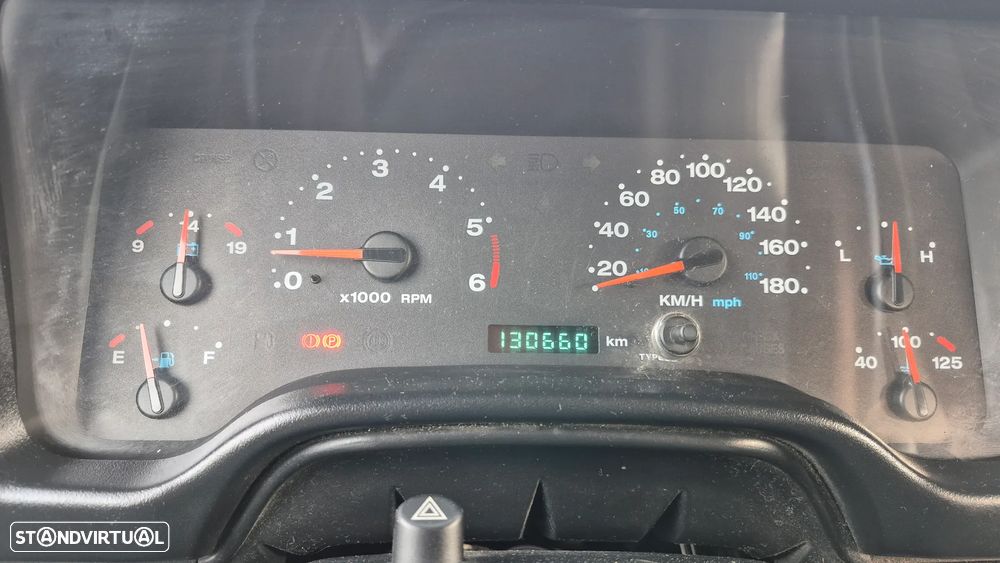 Jeep Wrangler 2.4 - 8