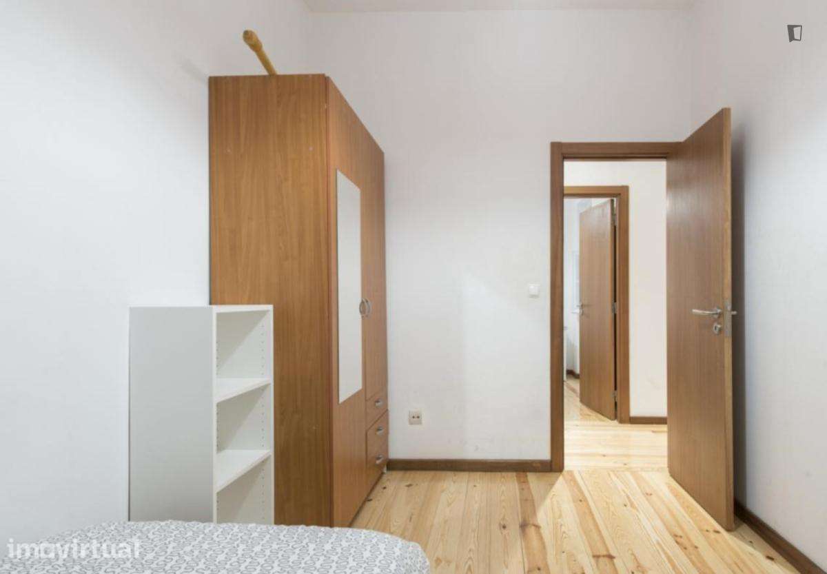 Quarto - localizado em Sete Rios Lisbon - Grande imagem: 3/16