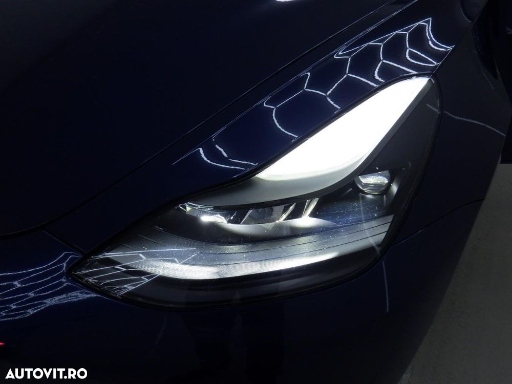 Tesla Model 3 Langstreckenbatterie Allradantrieb Dual Motor - 15