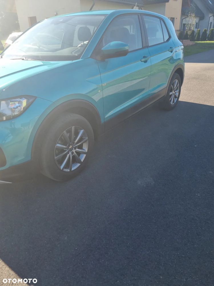 Volkswagen T-Cross 1.0 TSI Active - 2