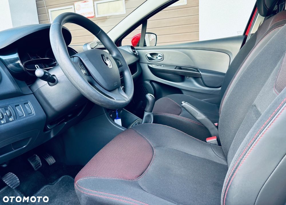 Renault Clio - 12