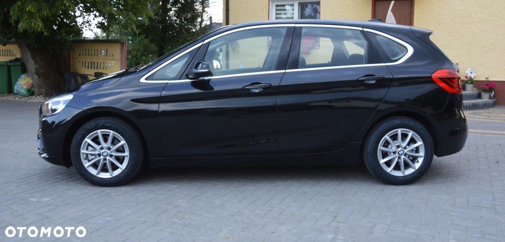 BMW Seria 2 216d - 2