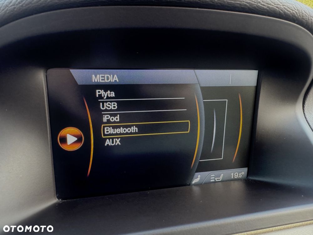 Volvo XC 70 - 9