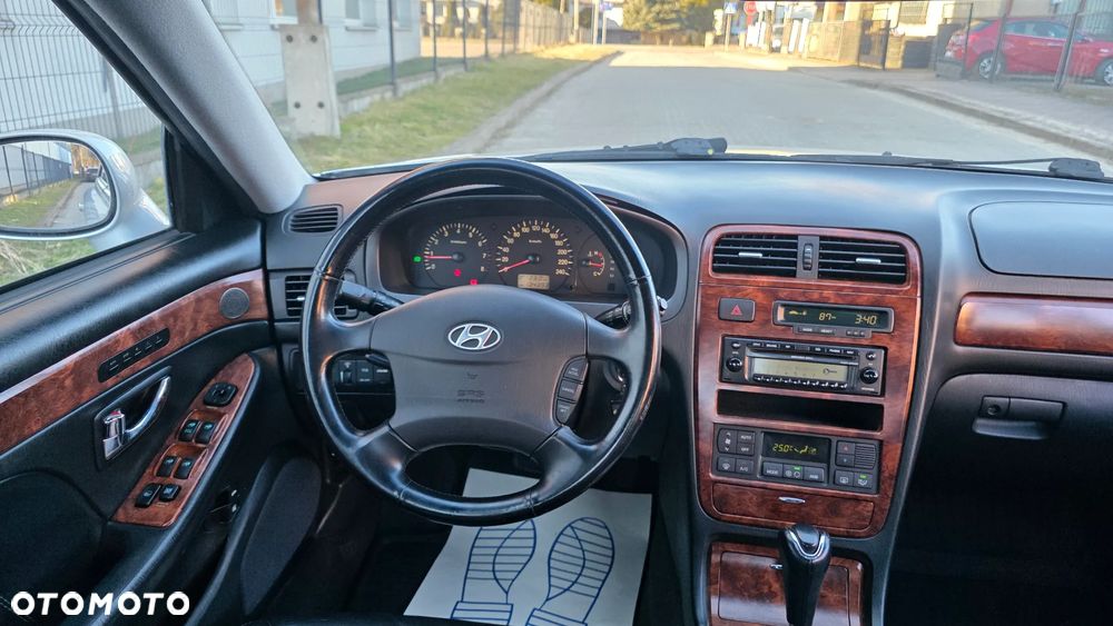 Hyundai XG 350 V6 - 13