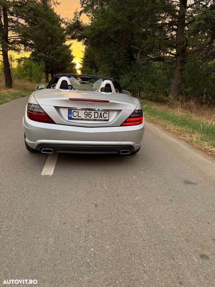 Mercedes-Benz SLK - 12