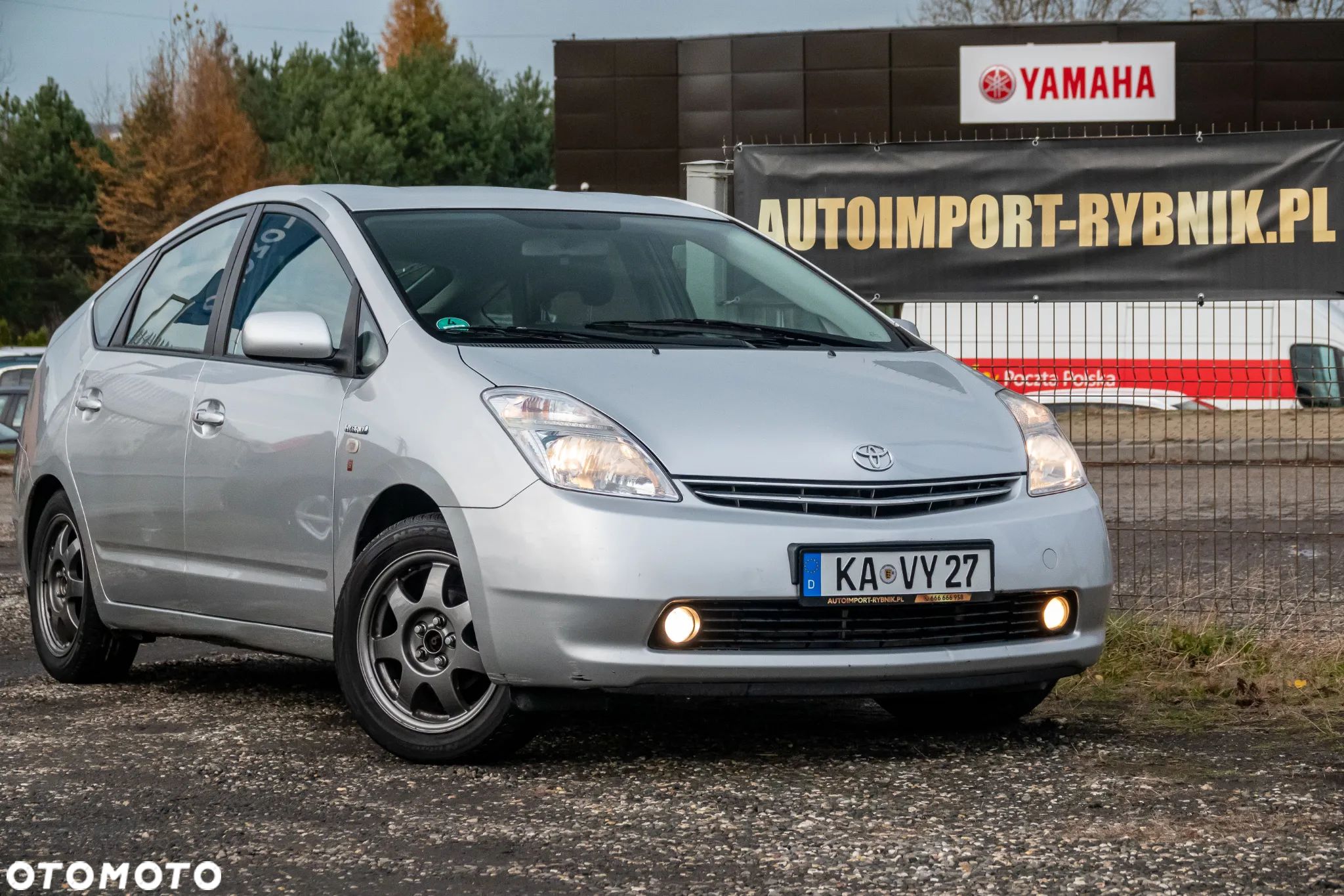 Toyota Prius (Hybrid) Executive - 1