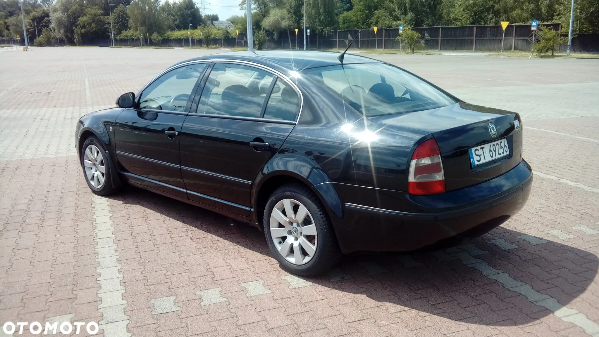 Skoda Superb 1.9 TDI Ambiente - 4