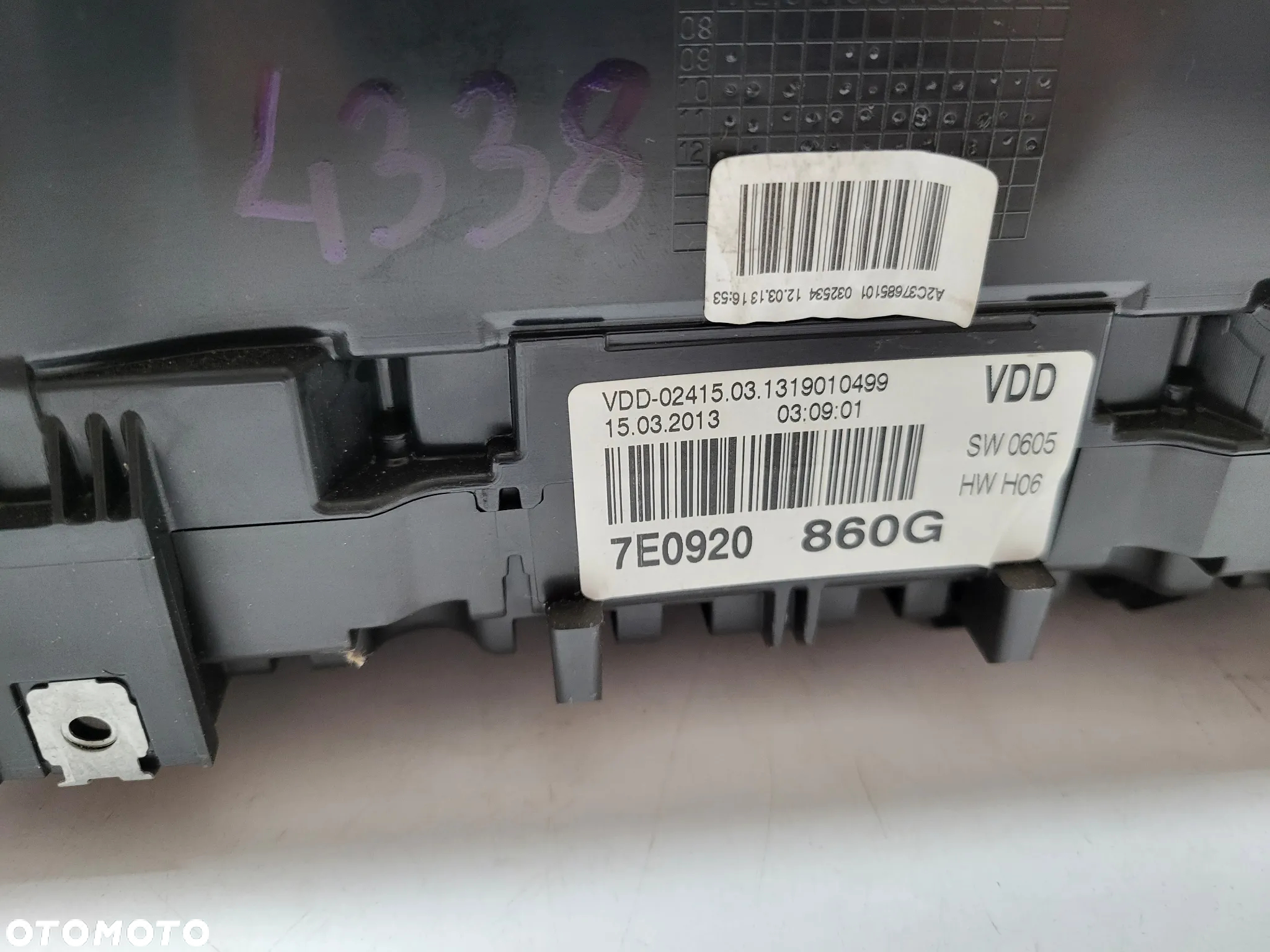 VW TRANSPORTER T5 2.0 TDI LICZNIK ZEGAR 7E0920860G - 6