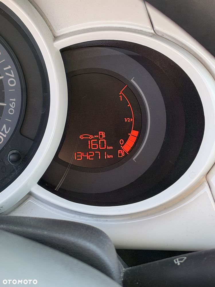 Citroen C3 2011 photo 5
