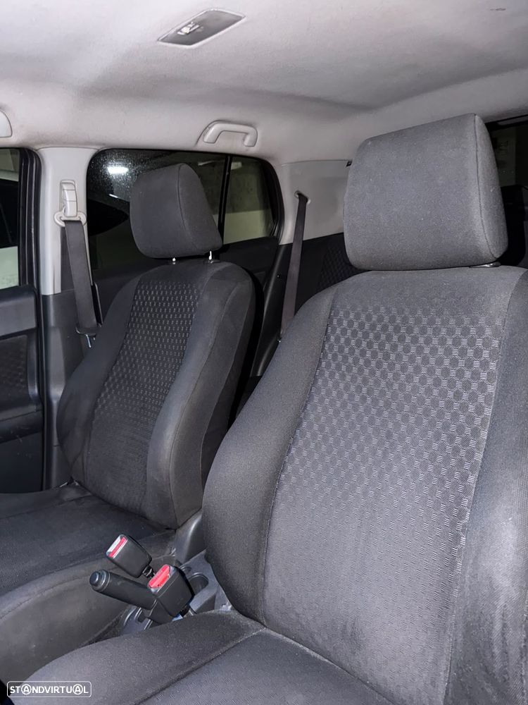 Toyota Urban Cruiser 1.4 D-4D - 10