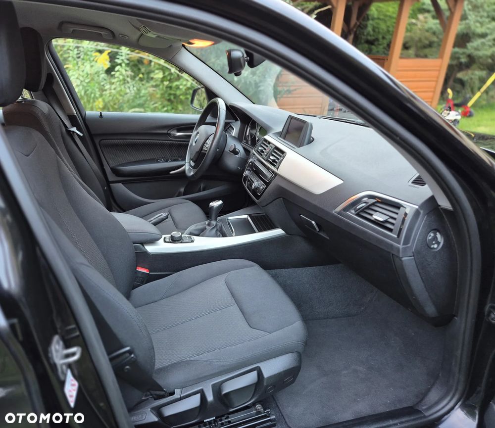 BMW Seria 1 118i - 16