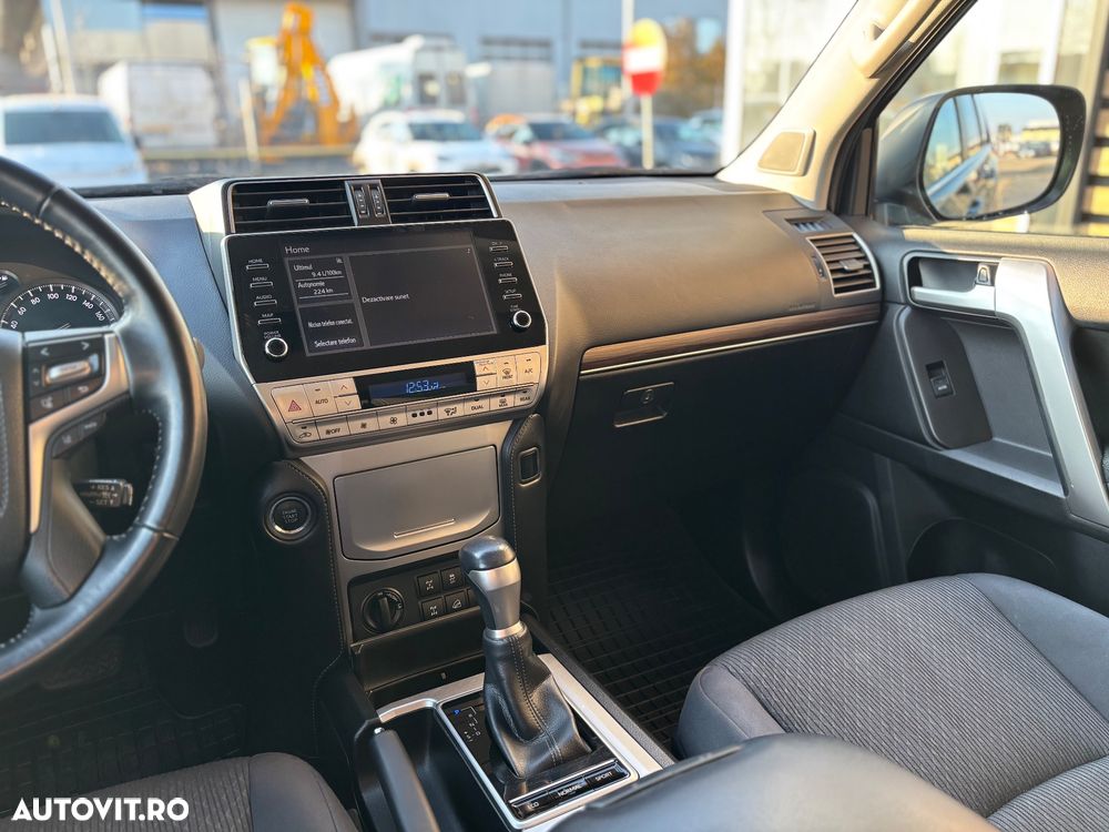 Toyota Land Cruiser 2.8l D-4D 204 CP A/T 7 locuri Executive - 12