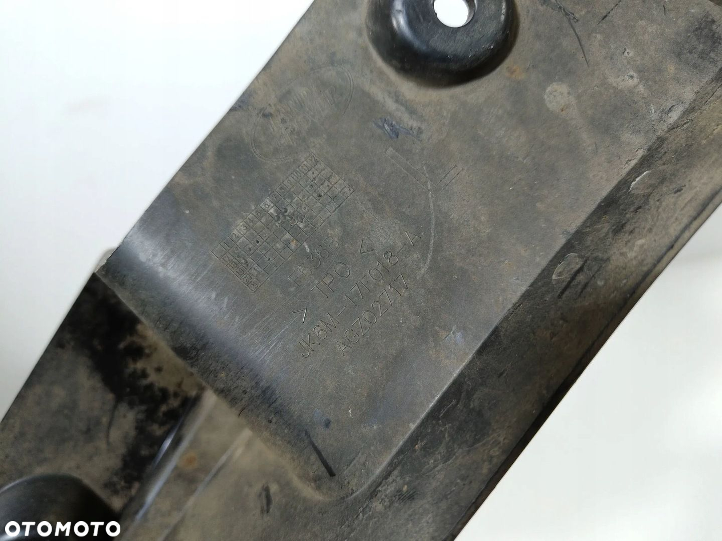 Range Rover Sport L494 SVR KANAŁ WLOT POWIETRZA - 3