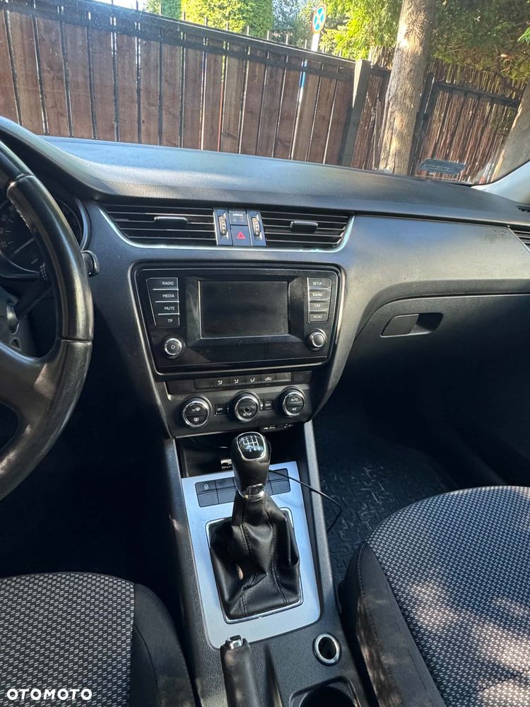 Skoda Octavia 1.4 TSI Edition - 8