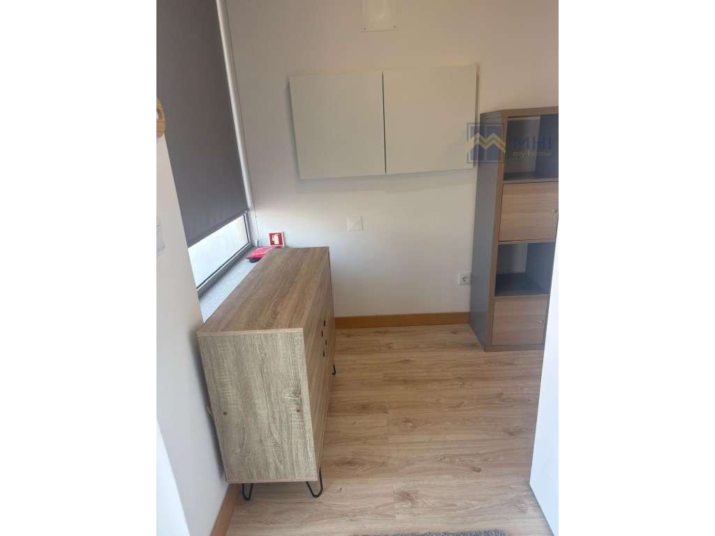 Arrenda-se Apartamento T1 totalmente equipado em Vila Maior - Sta M... - Grande imagem: 2/26
